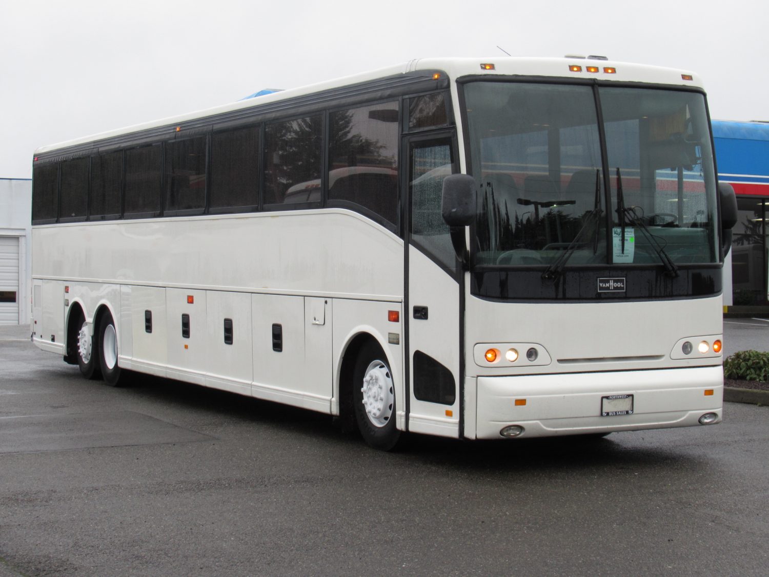 2000 VanHool C2045 49 Passenger Coach Bus - C45056