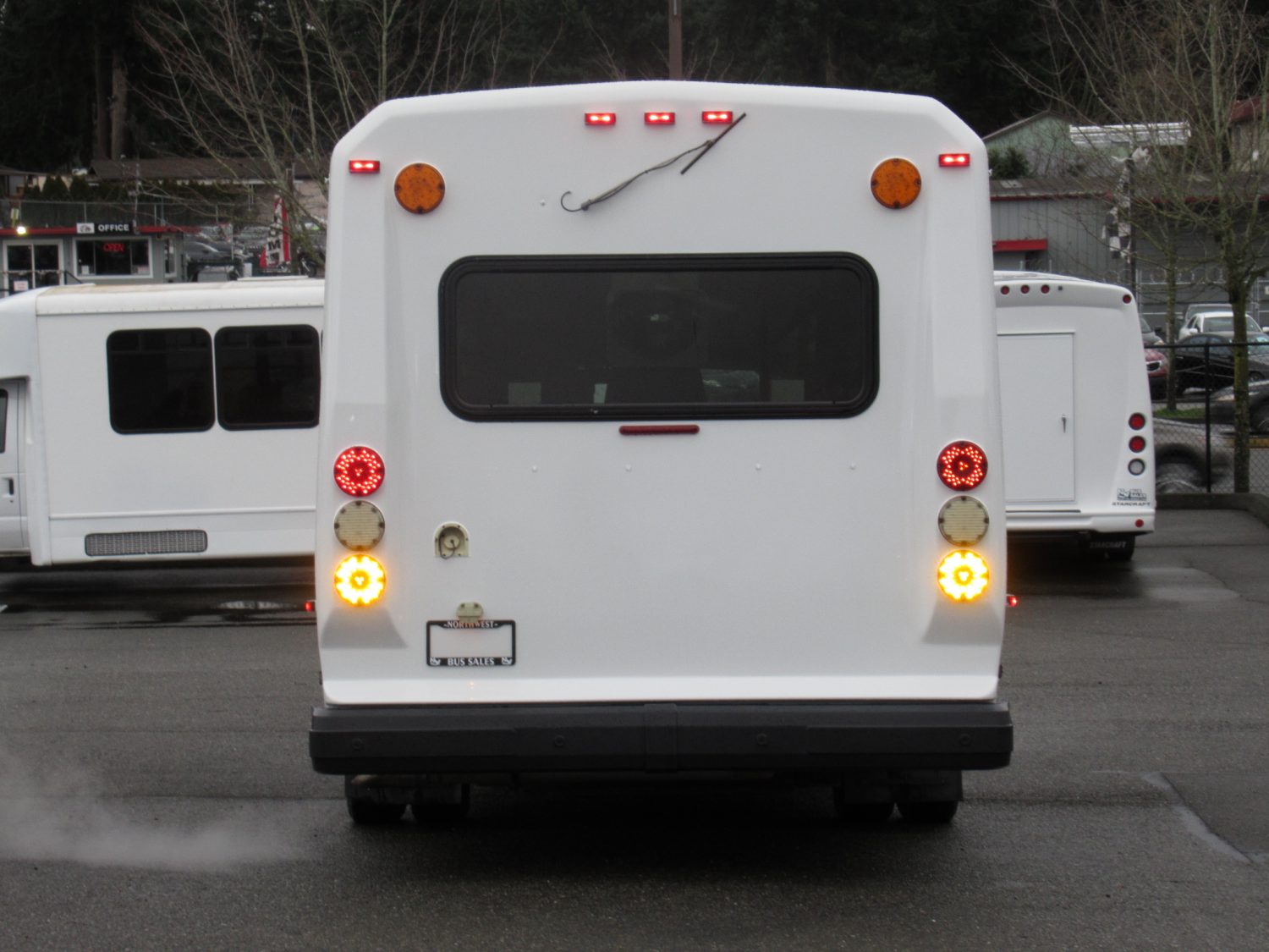 2012 Ford Eldorado Aerotech 13 Passenger ADA Shuttle Bus - S47150 - Image 11