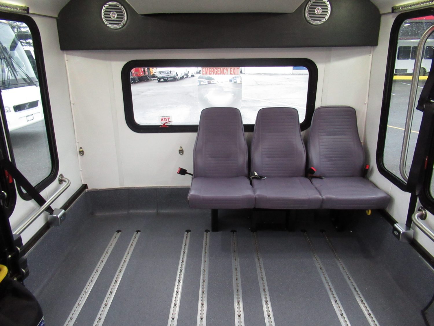 2012 Ford Eldorado Aerotech 13 Passenger ADA Shuttle Bus - S47150 - Image 10
