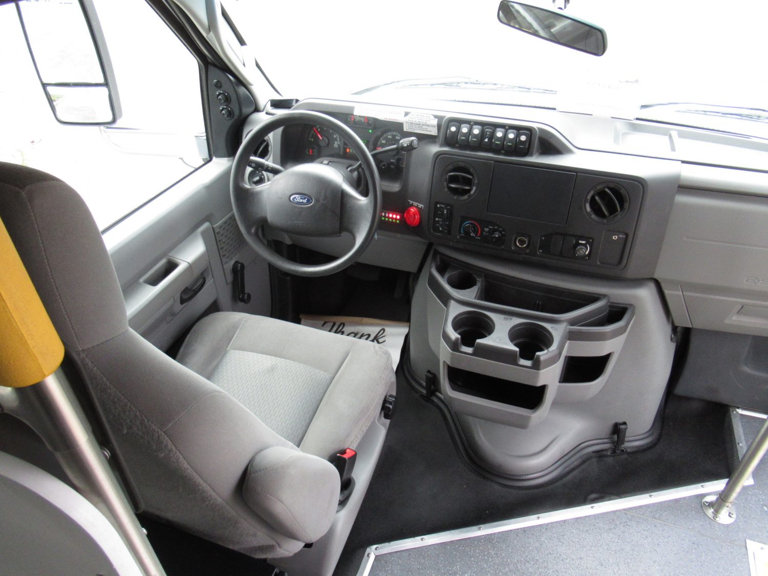 2012 Ford Eldorado Aerotech 13 Passenger ADA Shuttle Bus - S47151 - Image 5