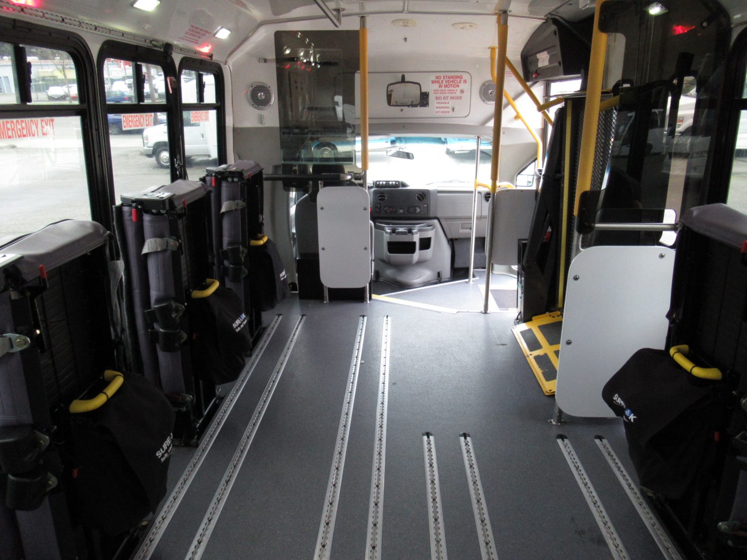 2012 Ford Eldorado Aerotech 13 Passenger ADA Shuttle Bus - S47151 - Image 10