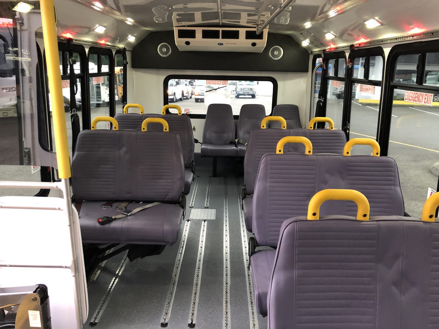 2012 Ford Eldorado Aerotech 13 Passenger ADA Shuttle Bus - S92828 - Image 7