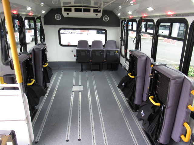 2012 Ford Eldorado Aerotech 13 Passenger ADA Shuttle Bus - S95923 - Image 7