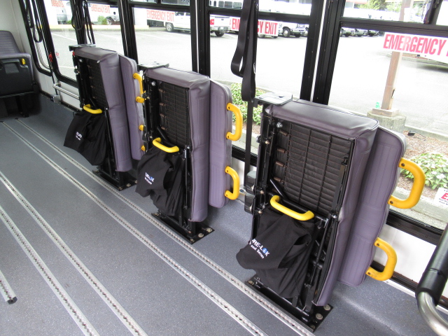 2012 Ford Eldorado Aerotech 13 Passenger ADA Shuttle Bus - S95923 - Image 8