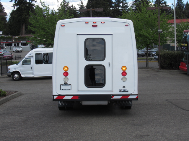 2014 Ford Goshen Impulse 24 Passenger Shuttle Bus - S91834 - Image 11