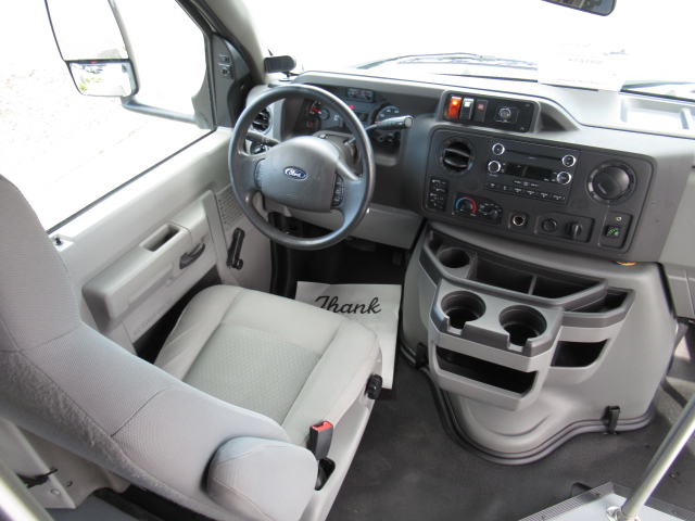 2014 Ford Goshen Impulse 24 Passenger Shuttle Bus - S91834 - Image 5