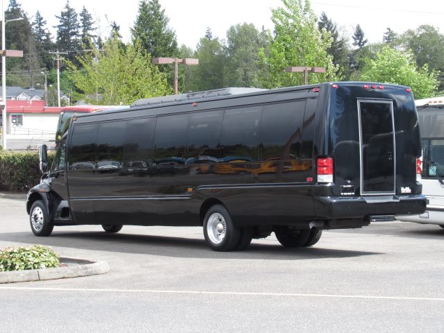 2007 IC Krystal KK38 36 Passenger + Rear Luggage - S26306 - Image 4