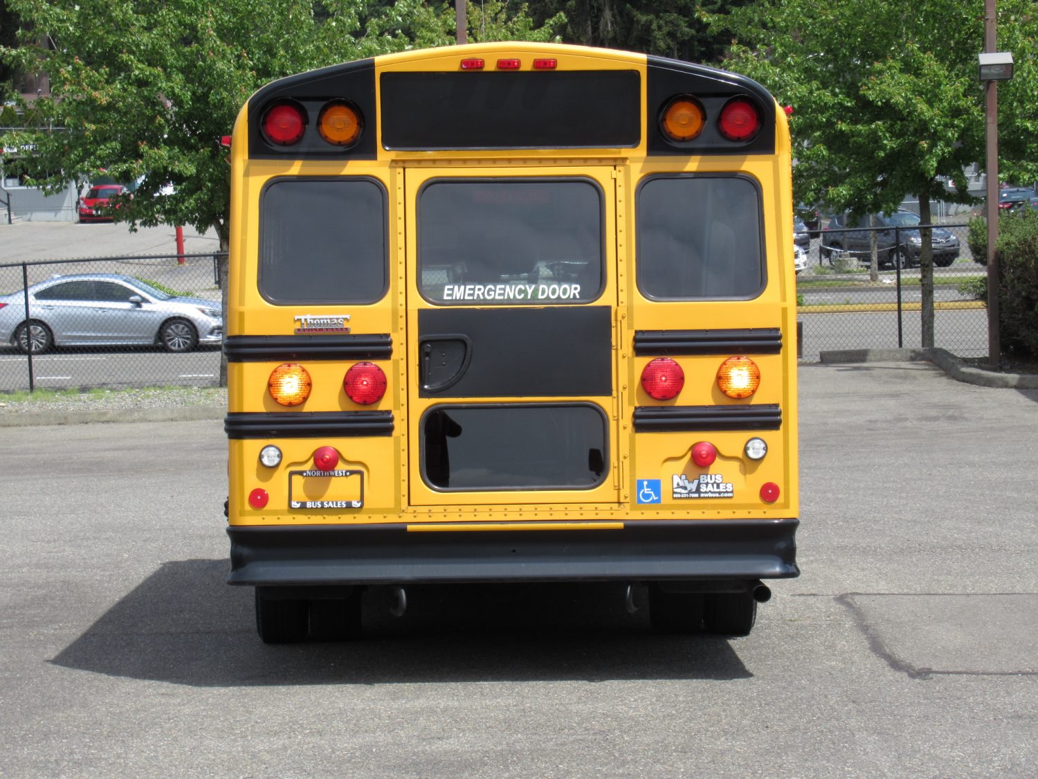 2009 Chevrolet Thomas Minotaur 12 Passenger & 1 Wheelchair - B13155 - Image 11