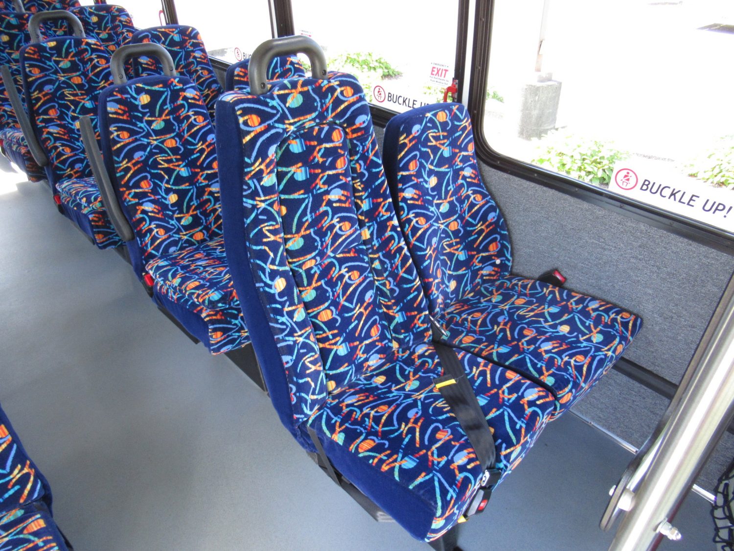 2015 Ford Goshen Impulse 24 Passenger Shuttle Bus - S12144 - Image 10