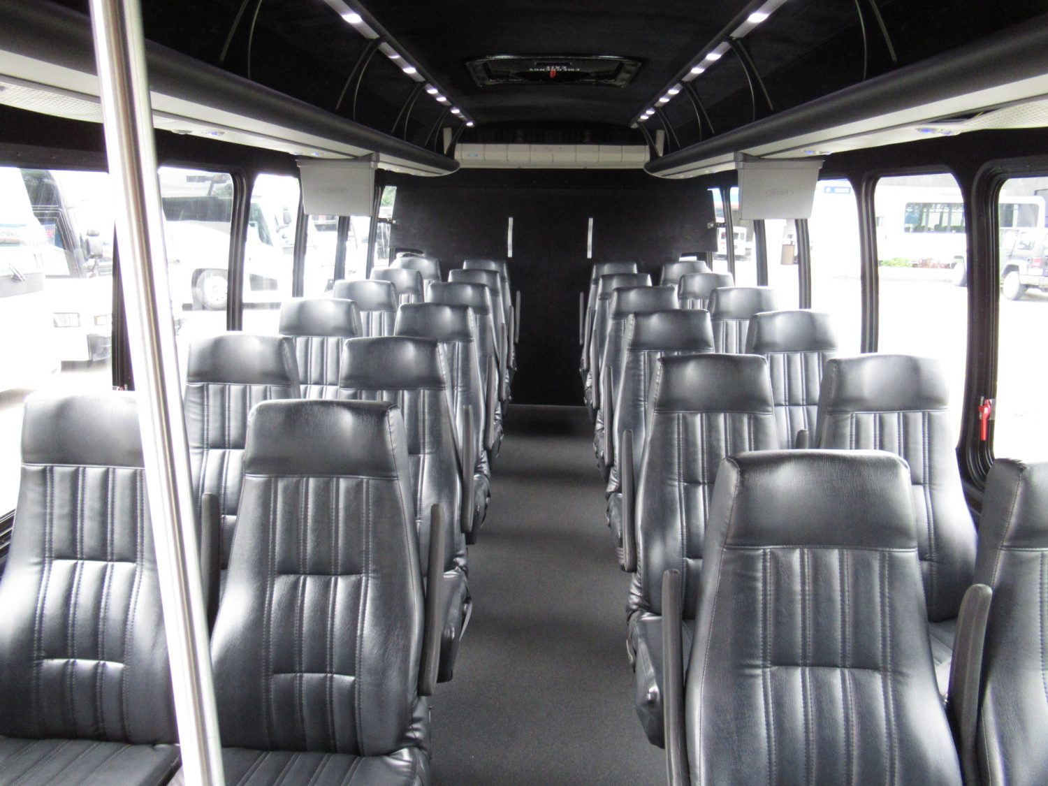 2013 Turtle Top Odyssey XL Propane Shuttle Bus 27 Passengers- S24825 - Image 6