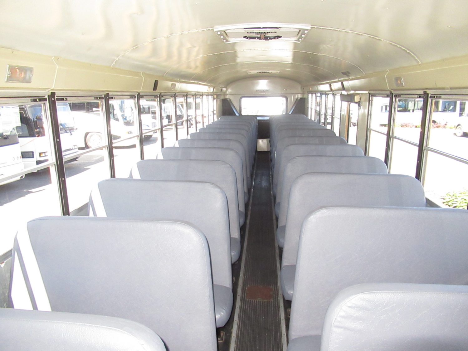2005 IC RE-300 78 Passenger School Bus - B82272 - Image 7