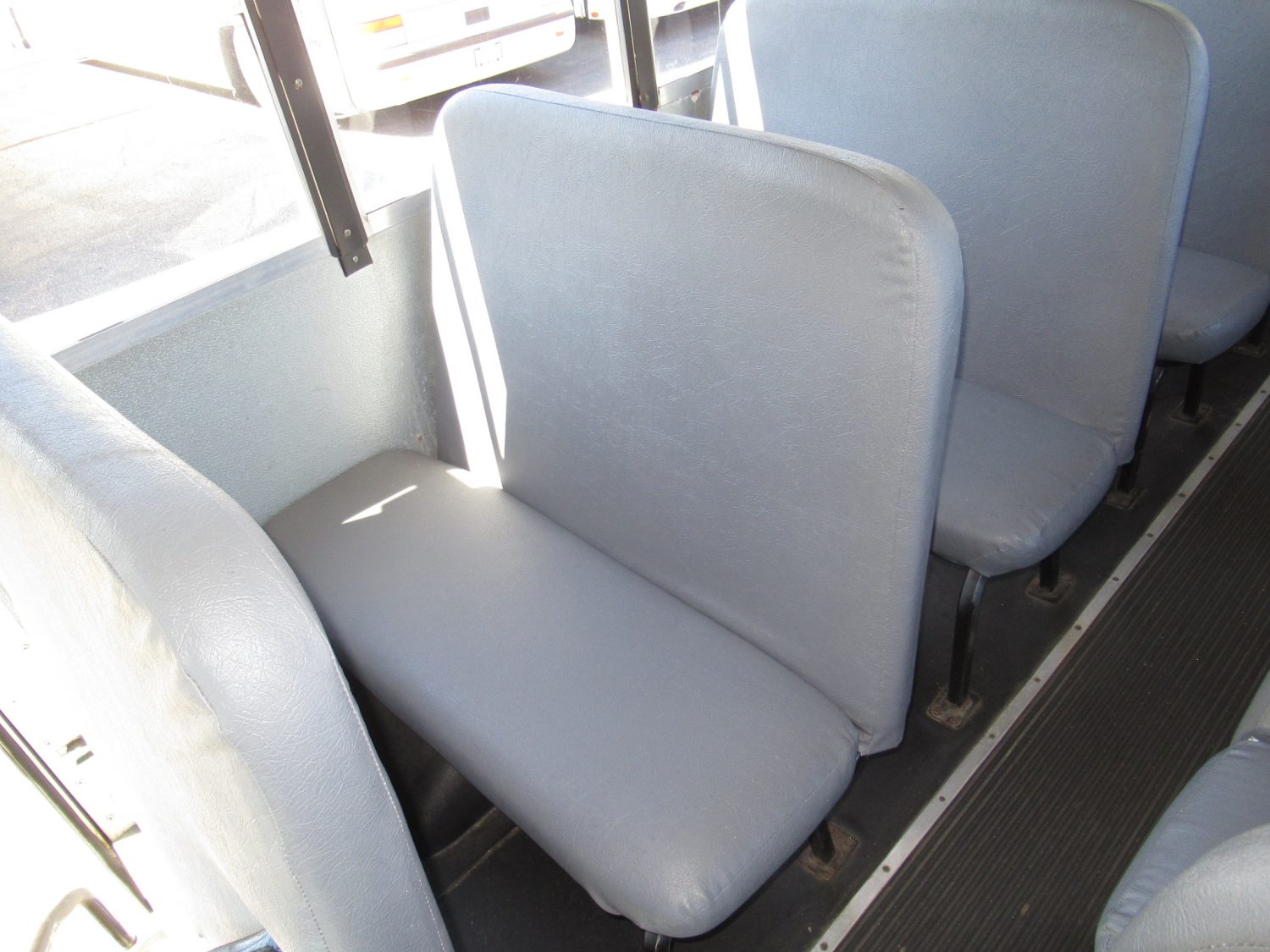 2005 IC RE-300 78 Passenger School Bus - B82272 - Image 10