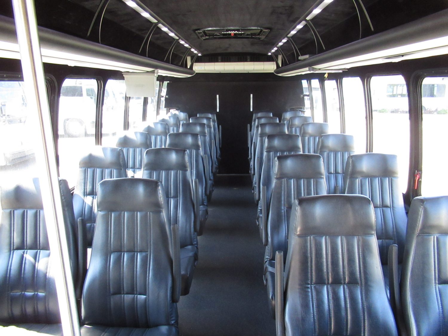 2013 Turtle Top Odyssey XL Propane Shuttle Bus 27 Passengers- S24824 - Image 8
