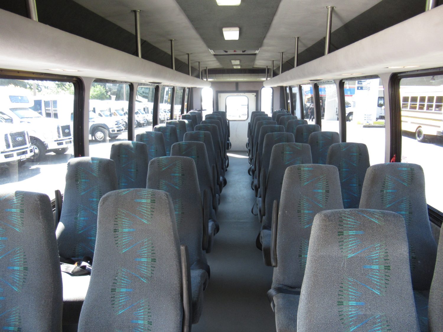 2011 Starcraft XLT 43 Passenger Shuttle Bus S29221 - Image 6