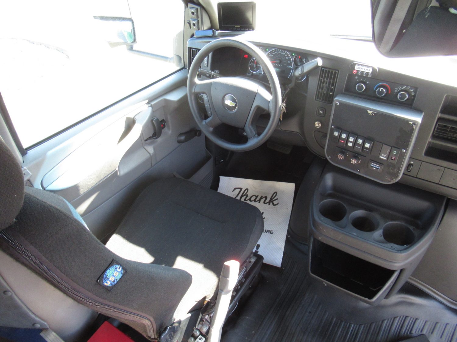 2012 Chevrolet Startrans 14 Passenger ADA Shuttle Bus - S00900 - Image 5
