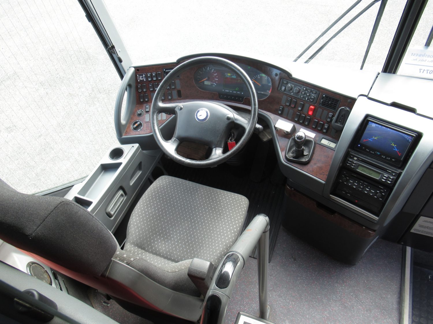 2009 Setra S417 56 Passenger Motorcoach - C00717 - Image 5