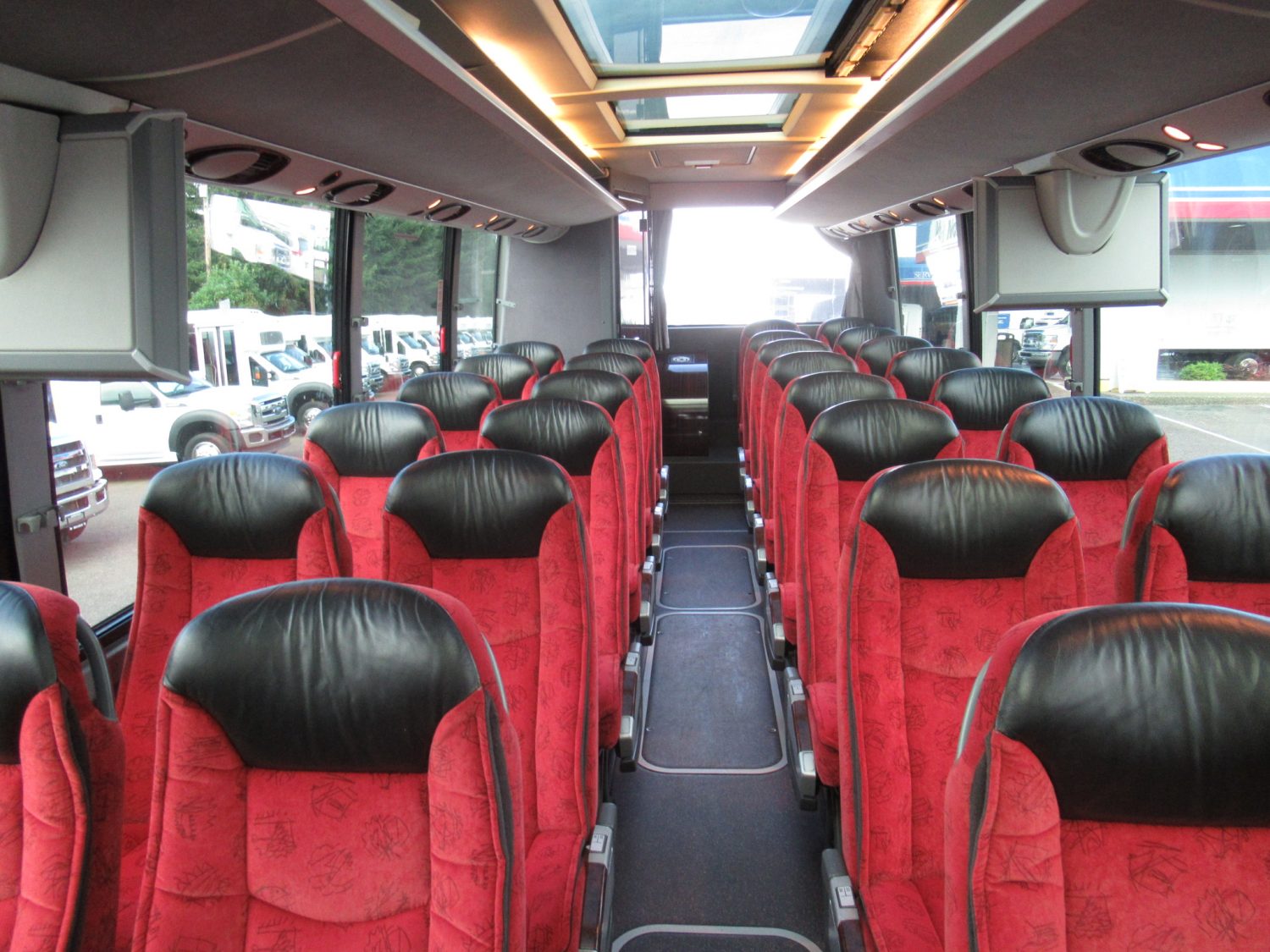 2009 Setra S417 56 Passenger Motorcoach - C00717 - Image 7