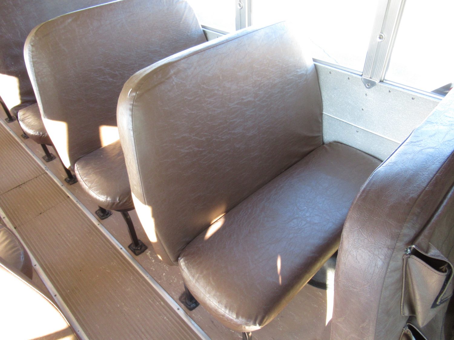 2001 Bluebird All American 78 Passenger School Bus - B99964 - Image 9