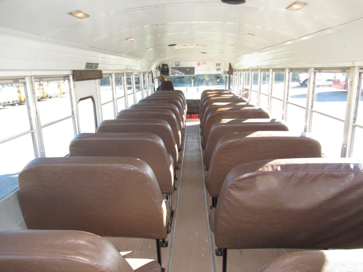 2001 Bluebird All American 78 Passenger School Bus - B99964 - Image 8