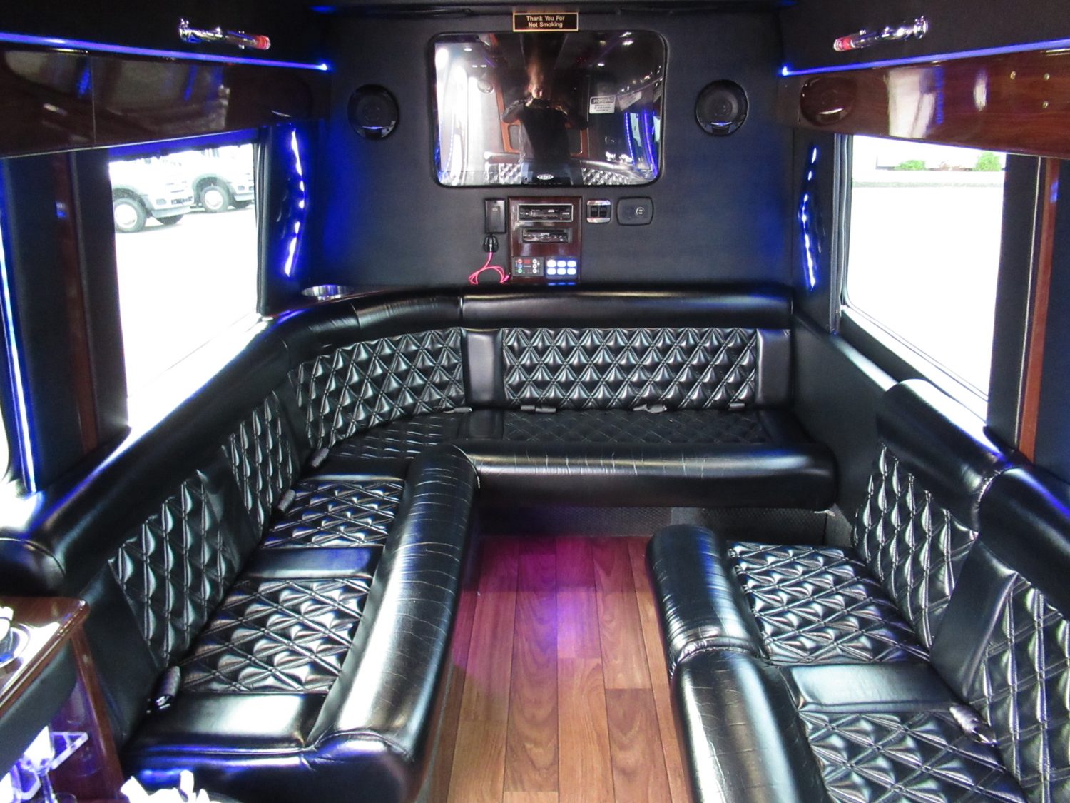 2014 Mercedes Sprinter Battisti Customs Limousine - S65999 - Image 7
