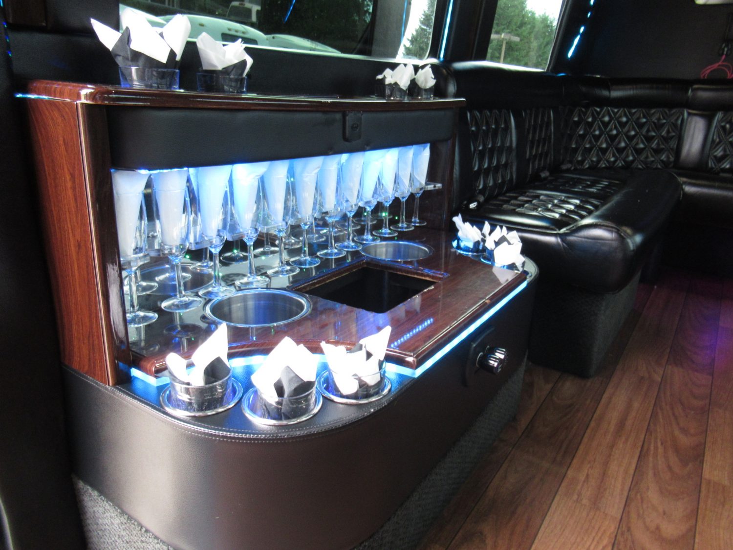 2014 Mercedes Sprinter Battisti Customs Limousine - S65999 - Image 8