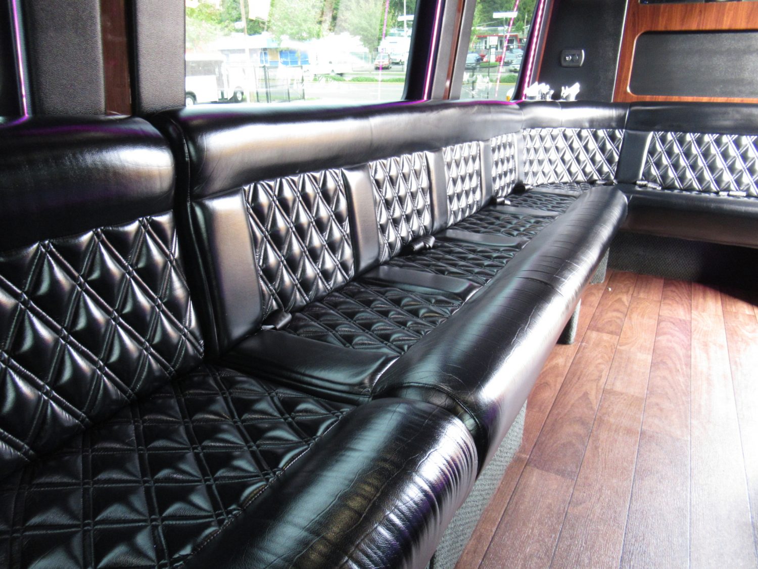 2014 Mercedes Sprinter Battisti Customs Limousine - S65999 - Image 10