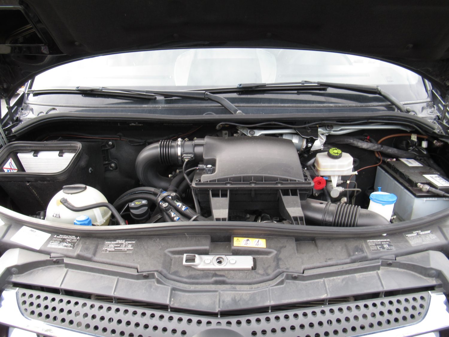 2014 Mercedes Sprinter Battisti Customs Limousine - S65999 - Image 15