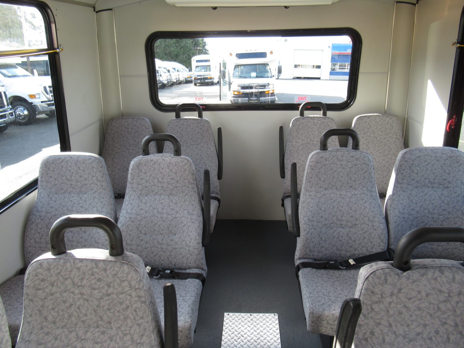 2012 Chevrolet Champion 14 Passenger ADA Shuttle - S34827 - Image 7