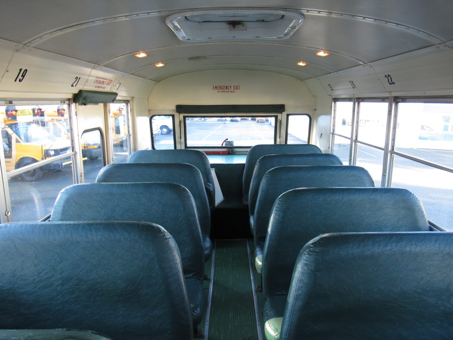 1998 Blue Bird TC-2000 75 Passenger School Bus - B78487 - Image 7