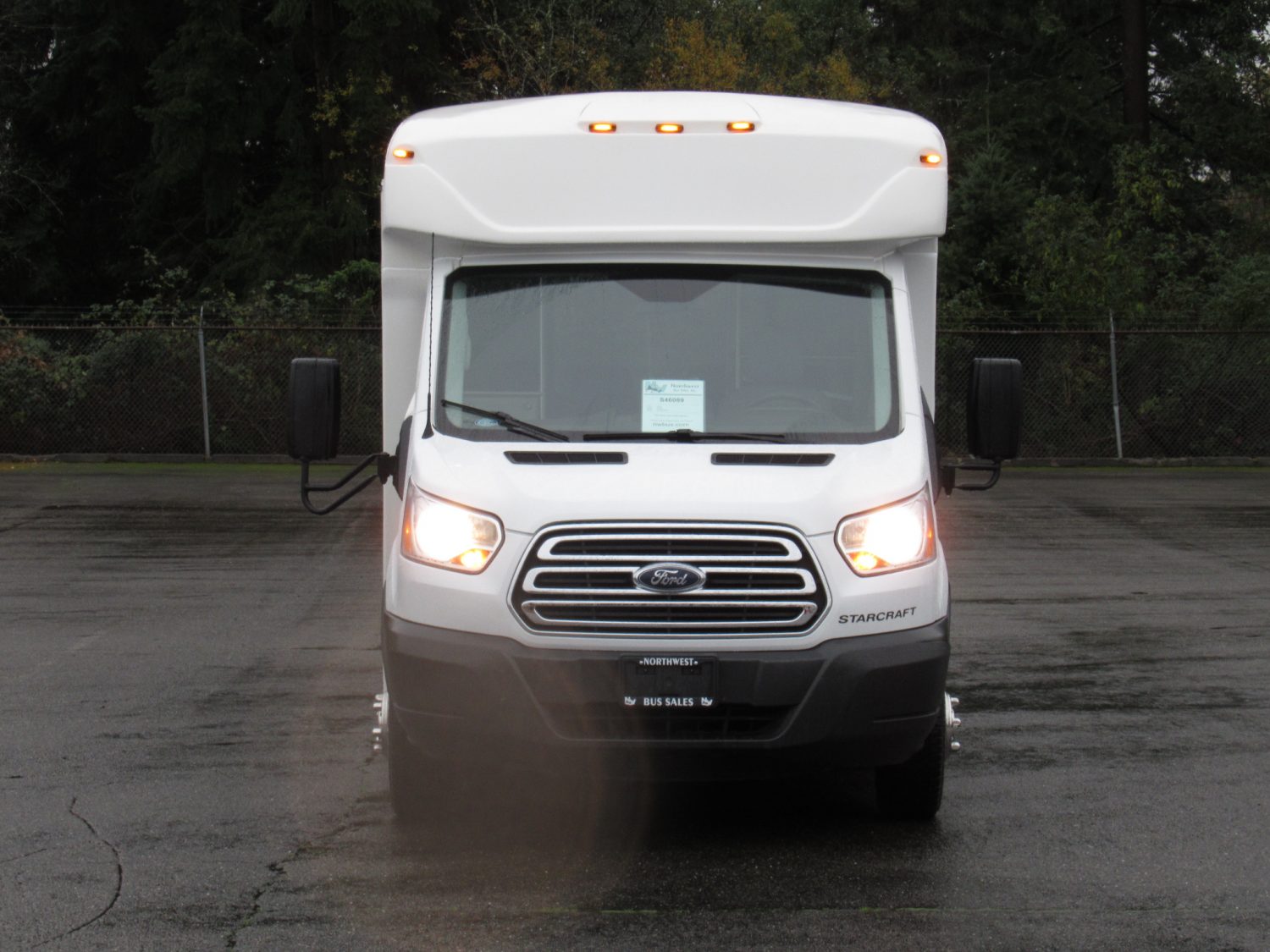 2016 Ford Starlite Transit 14 Passenger + Interior Luggage - S46089 - Image 12