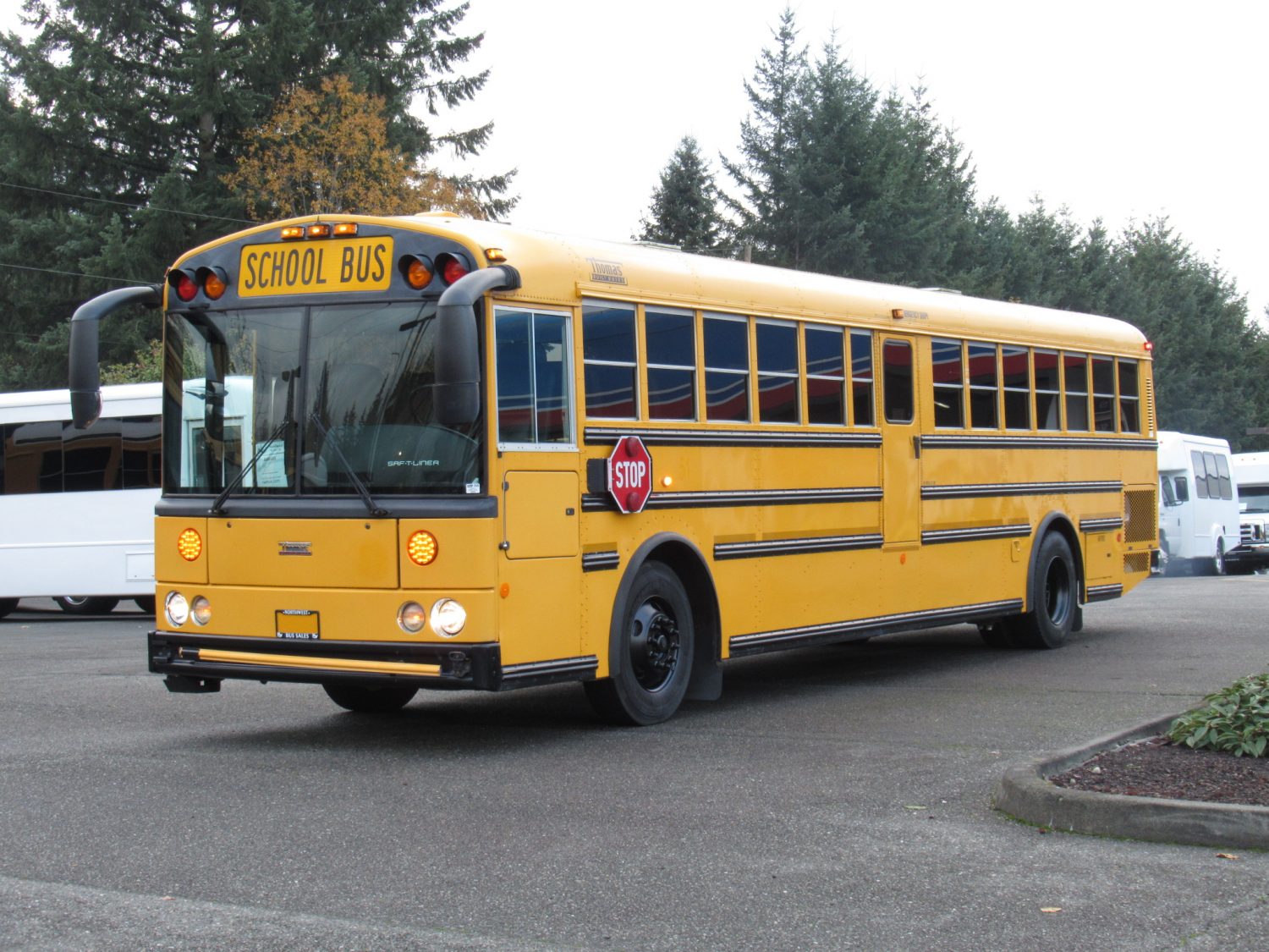 2008 Thomas HDX 84 Passenger School Bus - B98453 - Image 2