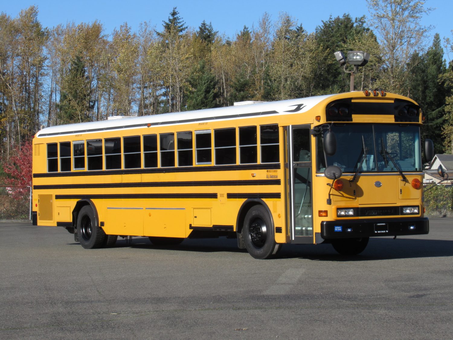 2005 Blue Bird All American 78 Passenger School Bus - B28687
