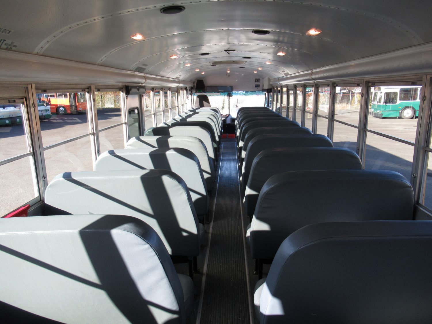 2005 Blue Bird All American 78 Passenger School Bus - B28687 - Image 8