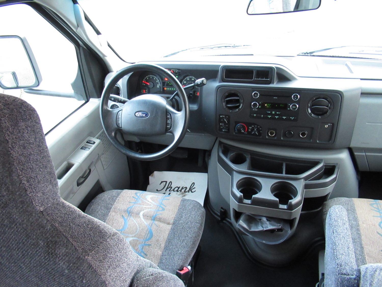 2010 Ford Federal 20 Passenger + Rear Luggage Shuttle Bus - S49190 - Image 5