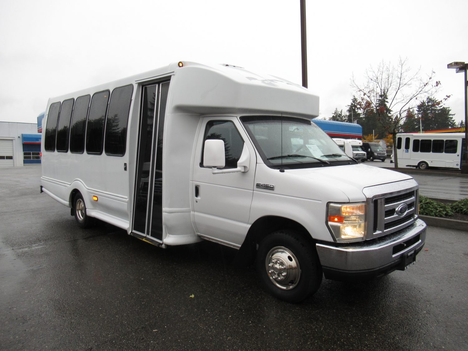 2008 Ford Turtle Top Odyssey 22 Passenger + Rear Luggage Shuttle Bus - S01175