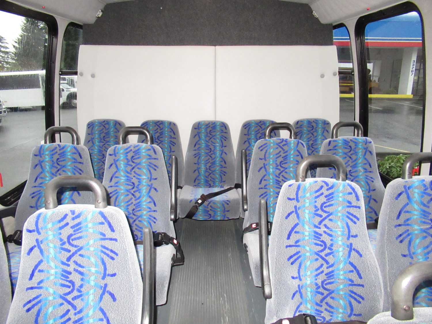 2008 Ford Turtle Top Odyssey 22 Passenger + Rear Luggage Shuttle Bus - S60233 - Image 8