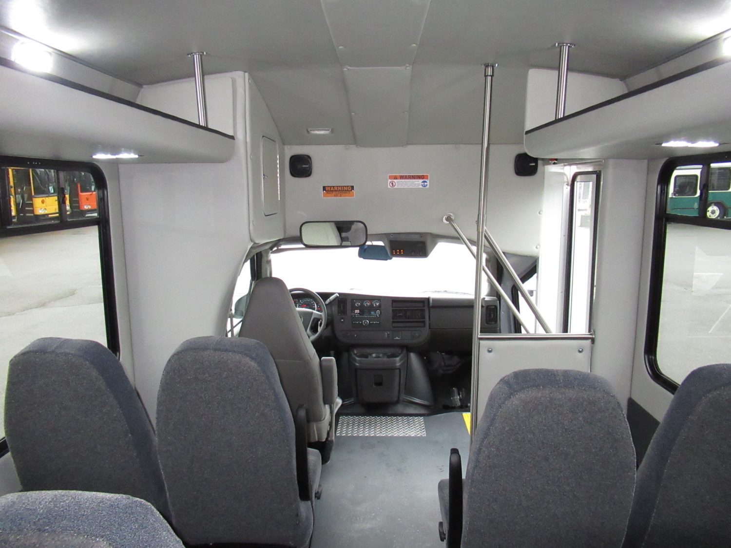 2020 Chevrolet Allstar 14 Passenger + Rear Luggage Shuttle Bus - S14081 - Image 8