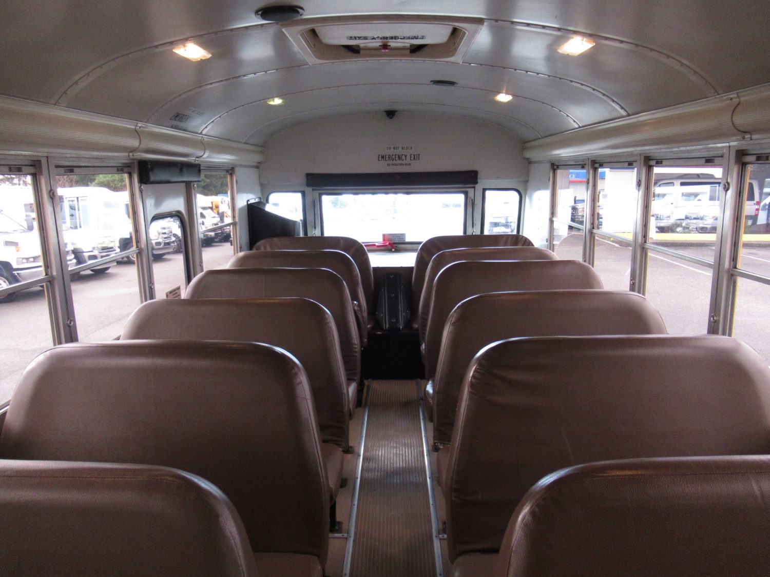 2006 Bluebird All American 84 Passenger School Bus - B37300 - Image 7