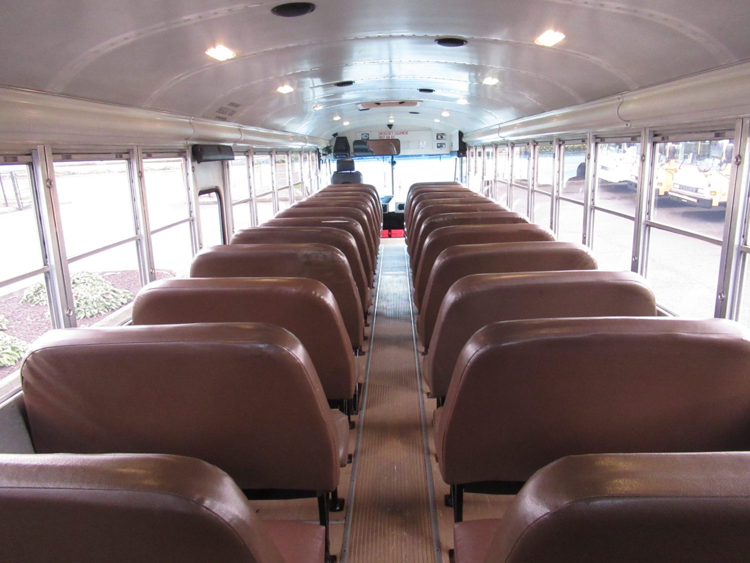 2006 Bluebird All American 84 Passenger School Bus - B37300 - Image 8