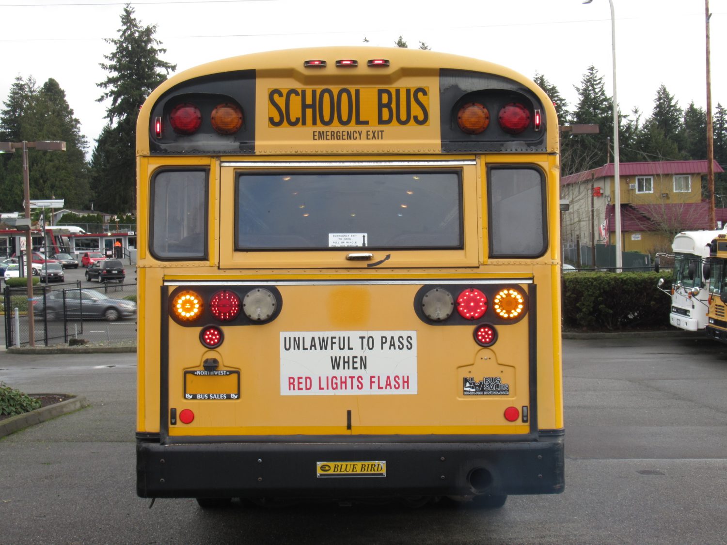 2006 Bluebird All American 84 Passenger School Bus - B37300 - Image 11