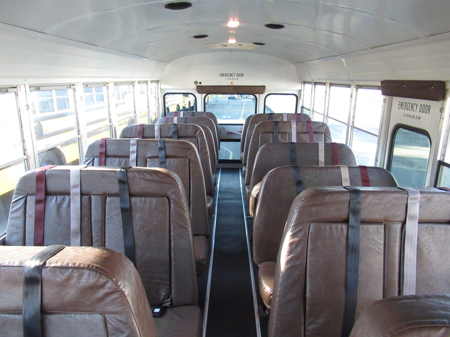2004 Bluebird TC2000 42 Passenger School Bus - B12400 - Image 6