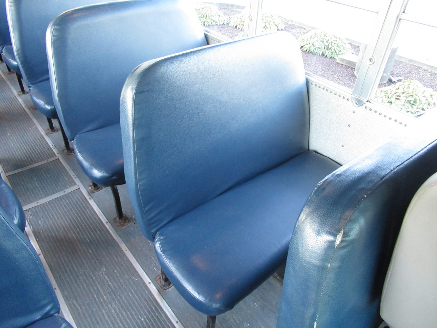 2006 Blue Bird All American 78 Passenger School Bus - B32503 - Image 9