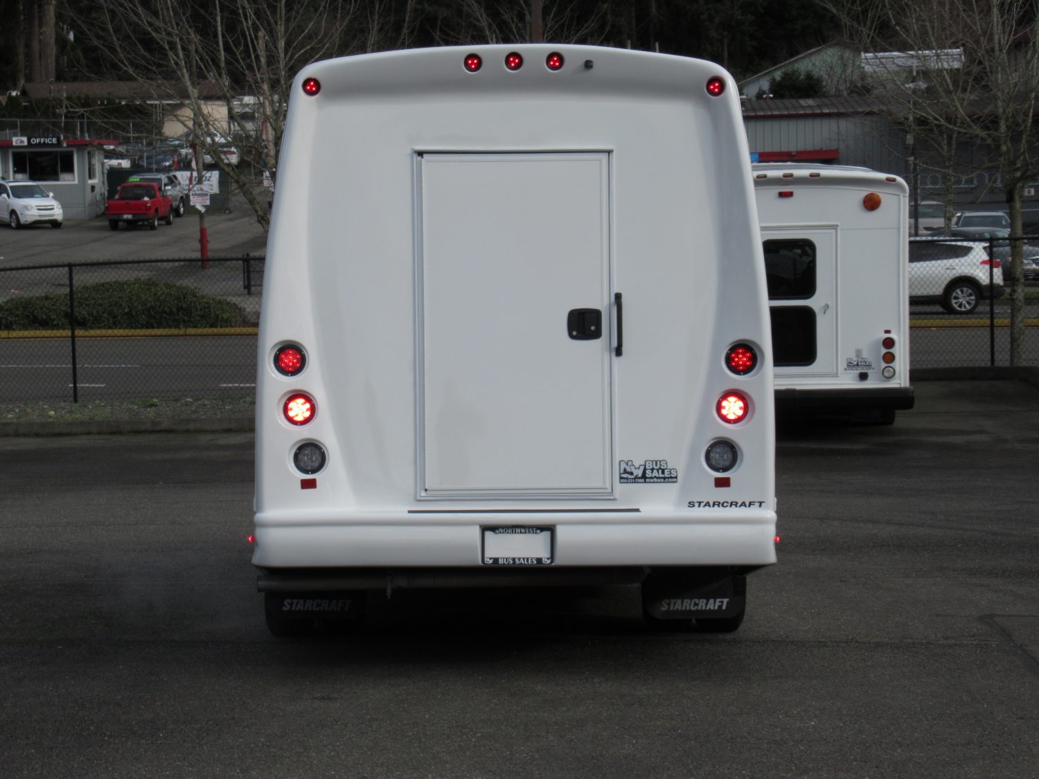 2020 Chevrolet Starquest 14 Passenger + Rear Luggage Shuttle Bus - S13952 - Image 11