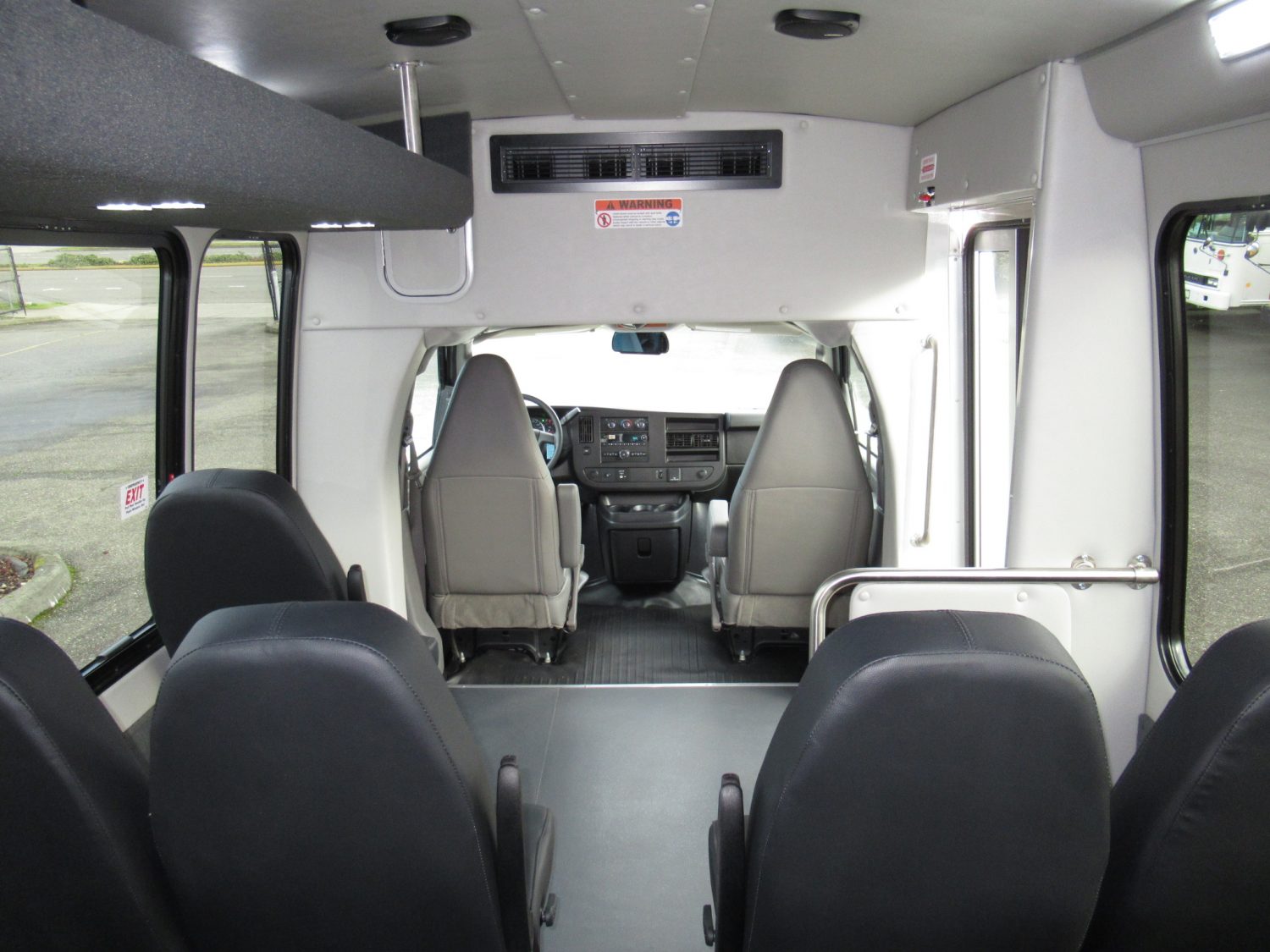 2020 Chevrolet Starquest 14 Passenger + Rear Luggage Shuttle Bus - S13952 - Image 8