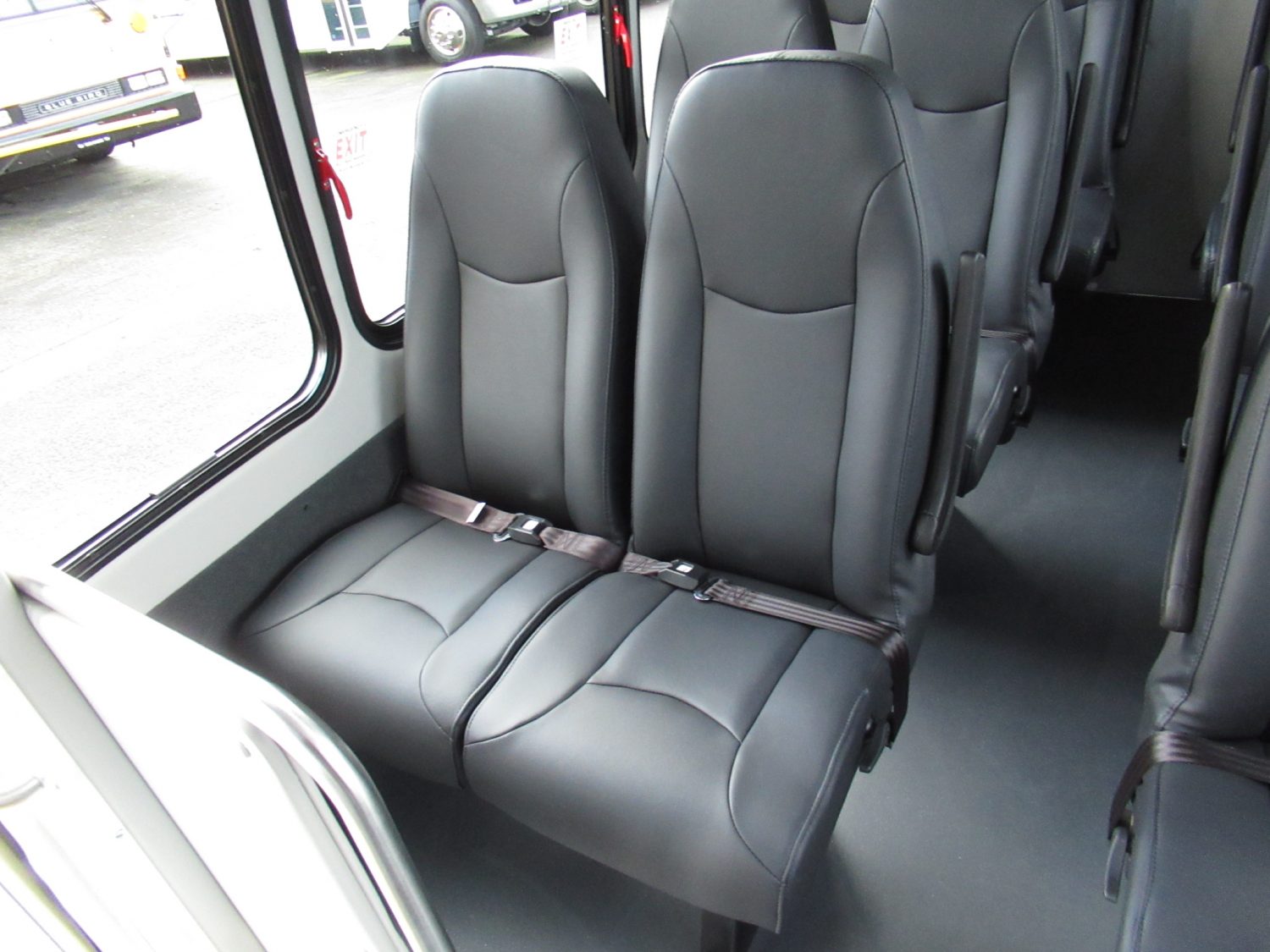 2020 Chevrolet Starquest 14 Passenger + Rear Luggage Shuttle Bus - S13952 - Image 9