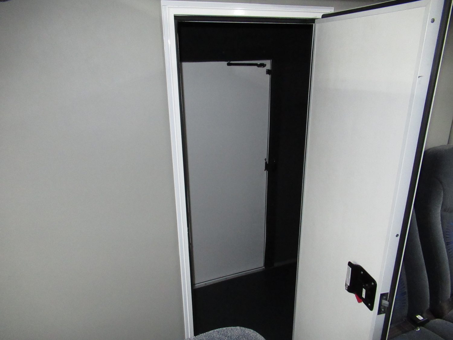 2020 Chevrolet Allstar 14 Passenger + Rear Luggage Shuttle Bus - S14323 - Image 10