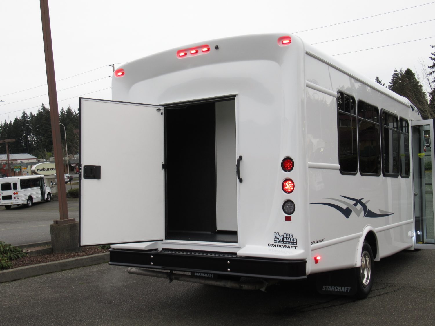 2020 Chevrolet Allstar 14 Passenger + Rear Luggage Shuttle Bus - S14323 - Image 11