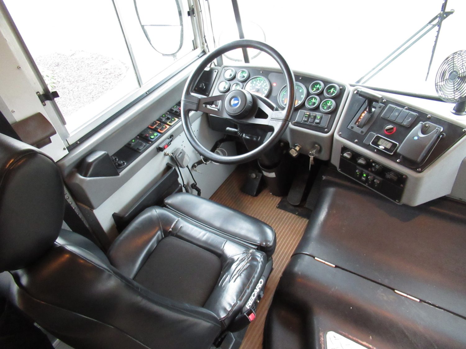 2006 Bluebird All American 14+3 Passenger ADA School Bus - B37890 - Image 5