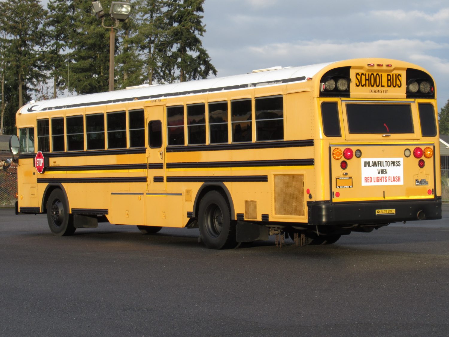 2007 Blue Bird All American 75 Passenger School Bus - B43227 - Image 4