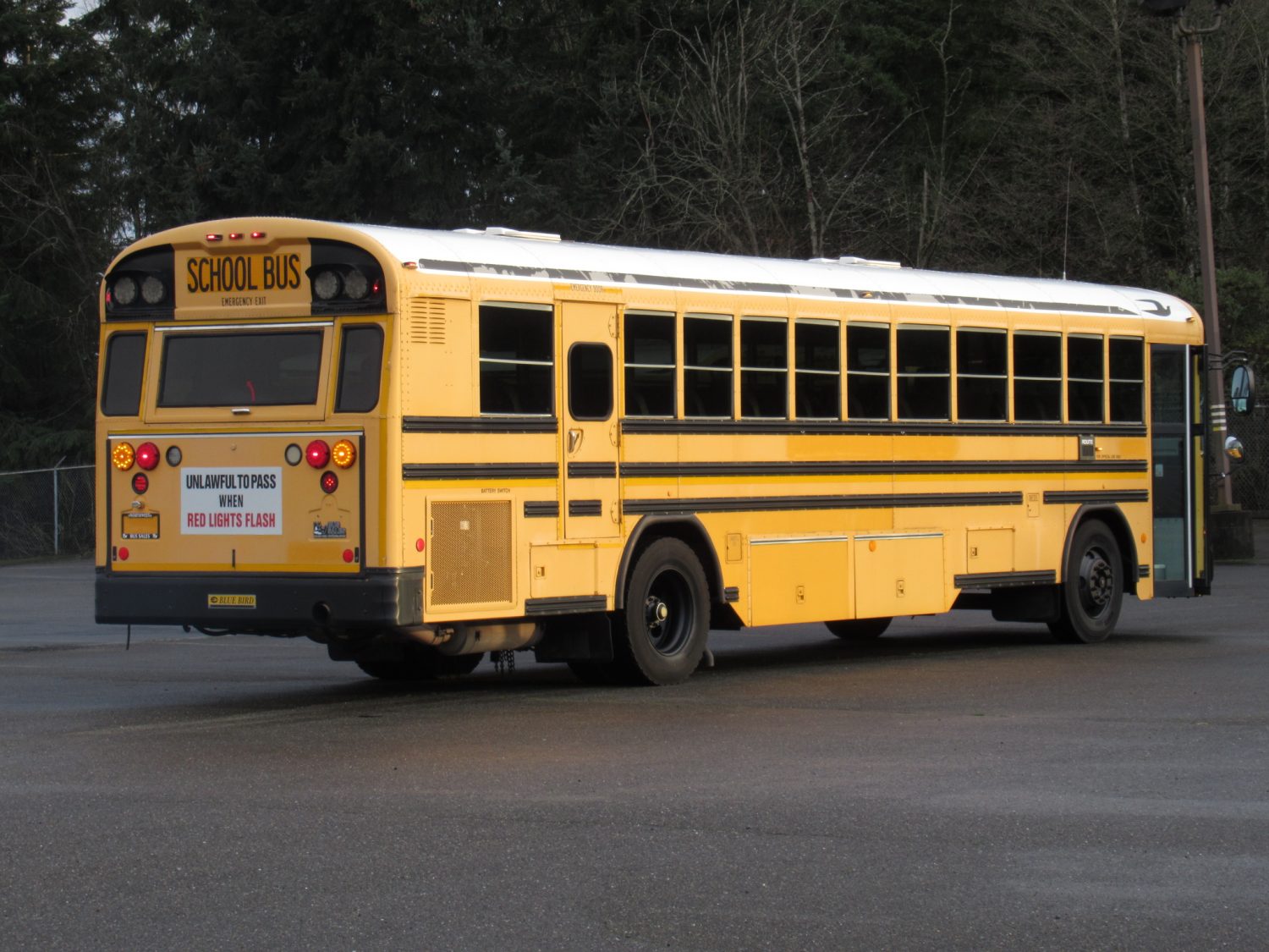 2007 Blue Bird All American 75 Passenger School Bus - B43227 - Image 3